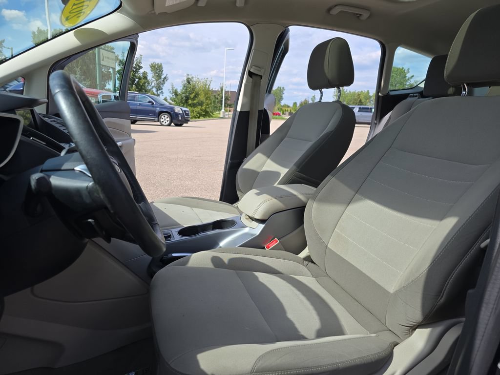 Used 2016 Ford C-MAX SE w/ Equipment Group 202A FWD image 15