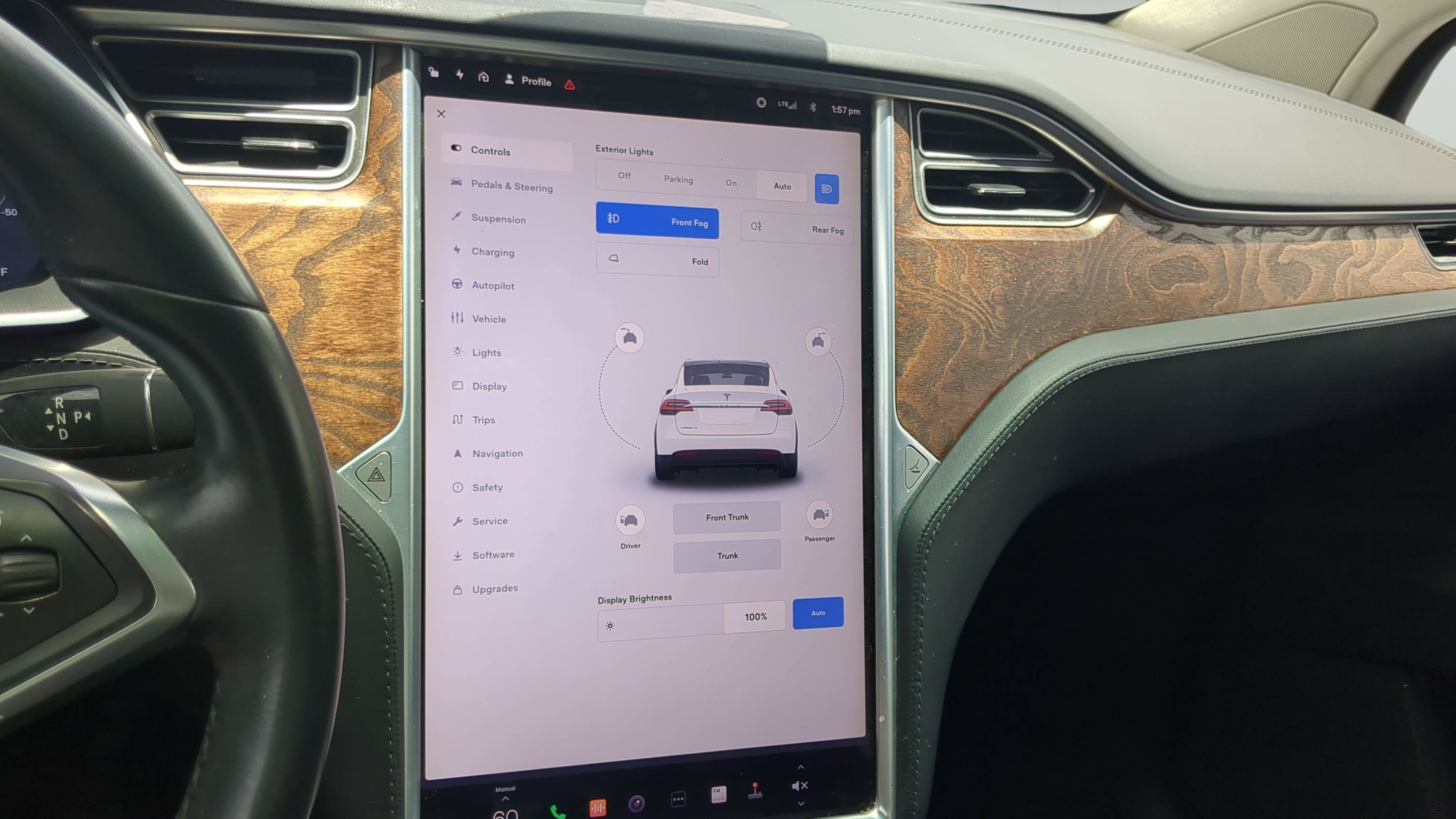 Used 2018 Tesla Model X 75D AWD/4WD image 16