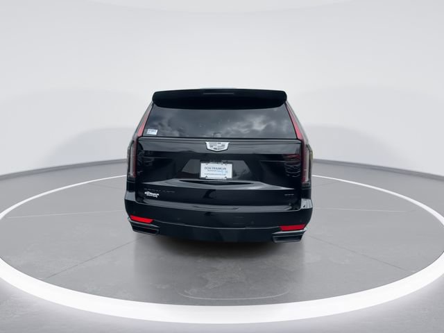 Used 2024 Cadillac Escalade Sport Platinum w/ LPO, ONYX Package AWD/4WD image 7