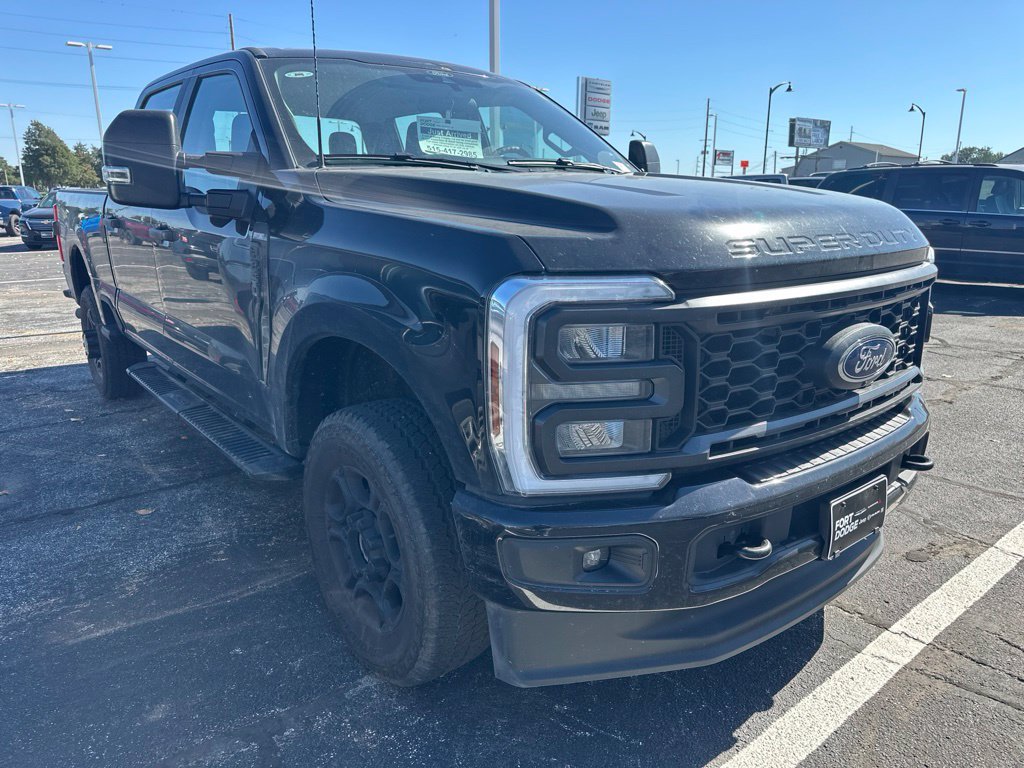Used 2025 Ford F250 XL w/ STX Appearance Package AWD/4WD image 7