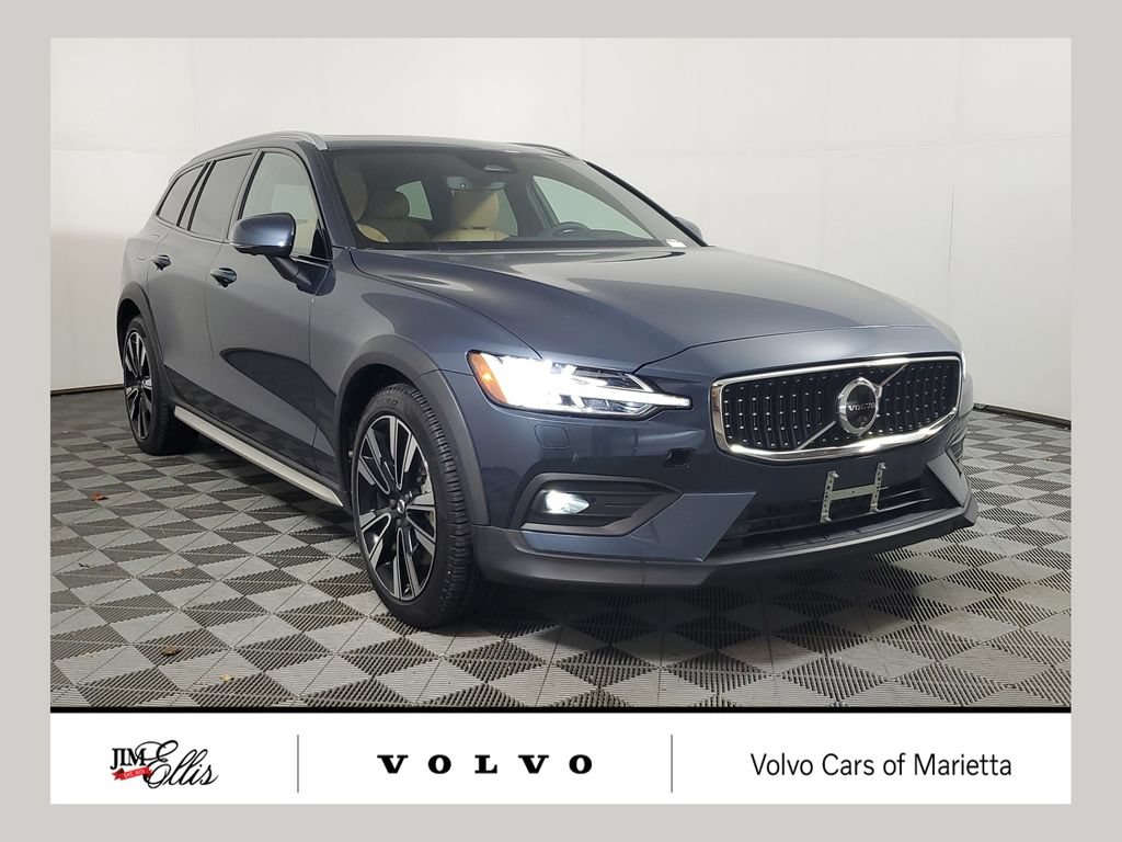Used 2025 Volvo V60 B5 Cross Country Ultra w/ Protection Package Premier AWD/4WD image 1