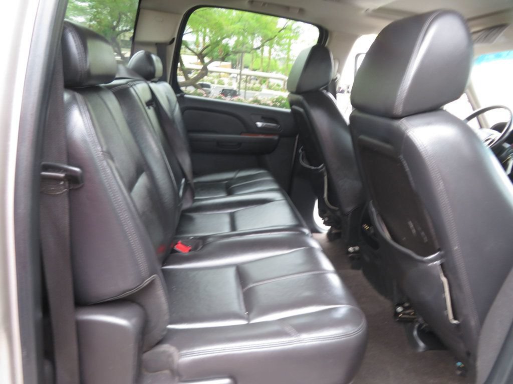 Used 2008 Chevrolet Silverado 2500 LTZ w/ Safety Package AWD/4WD image 28