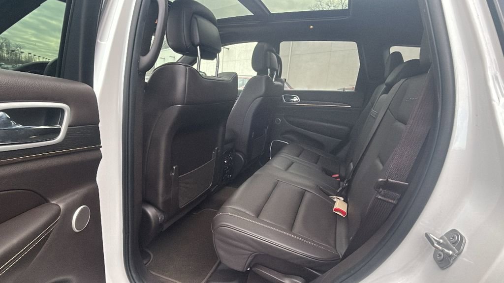 Used 2018 Jeep Grand Cherokee Summit w/ Platinum Series Group image 36