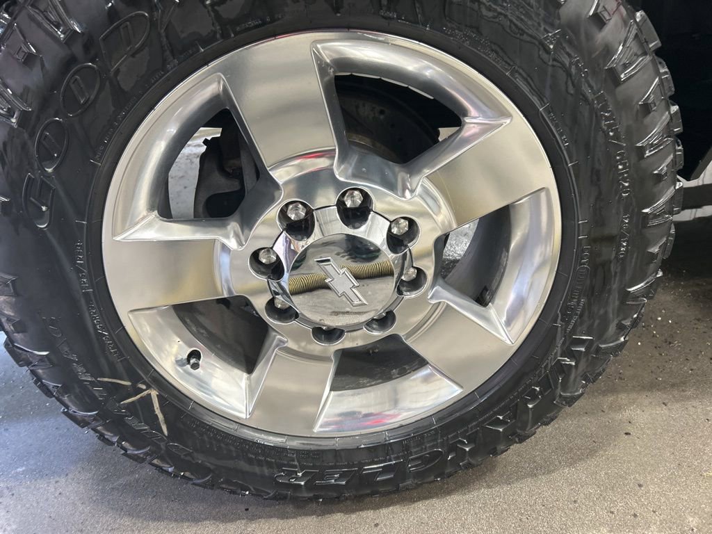 Used 2019 Chevrolet Silverado 2500 LT image 10