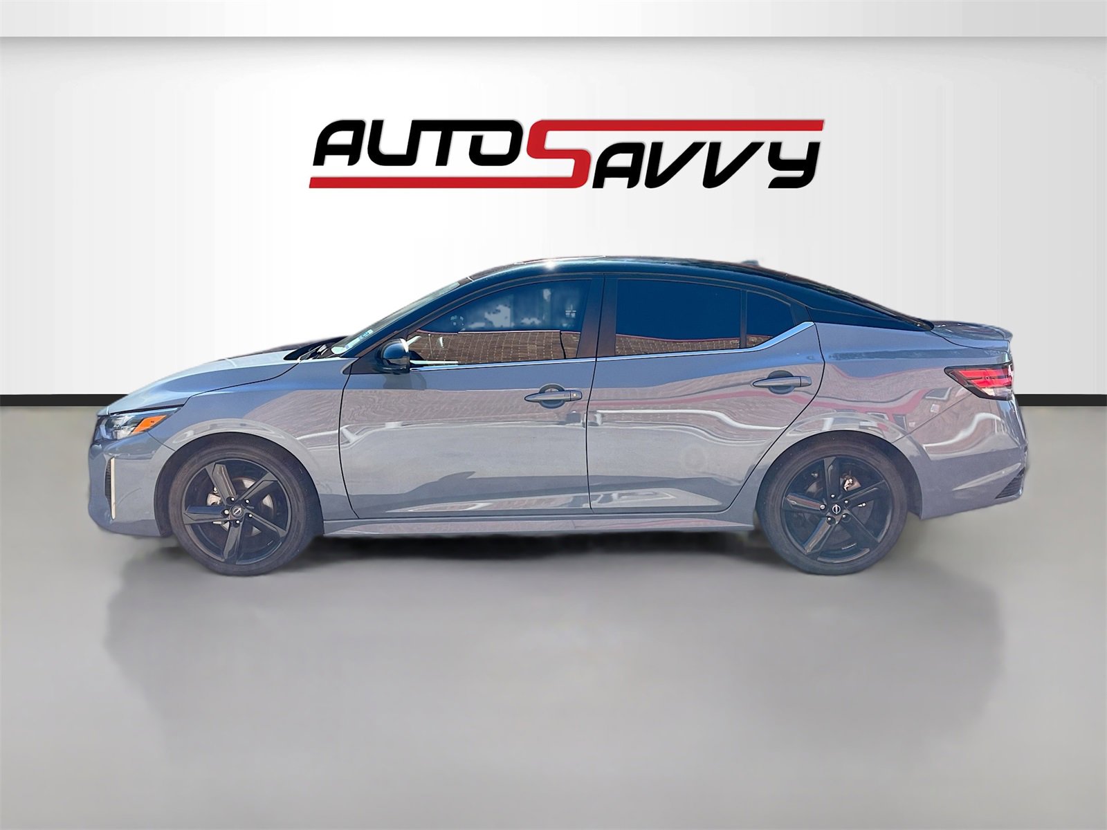 Used 2024 Nissan Sentra SR w/ SR Premium Package image 4