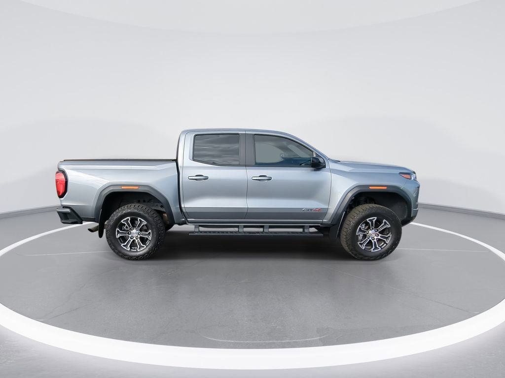 Used 2024 GMC Canyon AT4 w/ AT4 Premium Package image 9