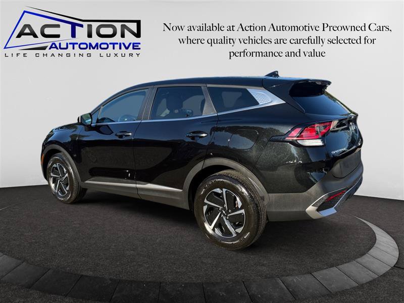 Used 2023 Kia Sportage LX AWD/4WD image 6