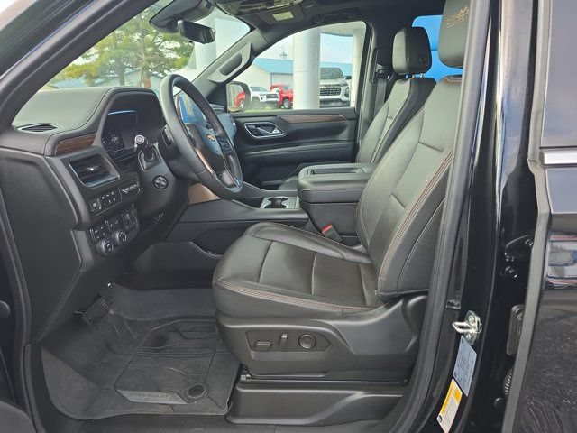 Used 2023 Chevrolet Tahoe High Country AWD/4WD image 33