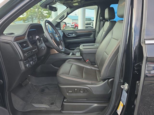 Used 2023 Chevrolet Tahoe High Country AWD/4WD image 33
