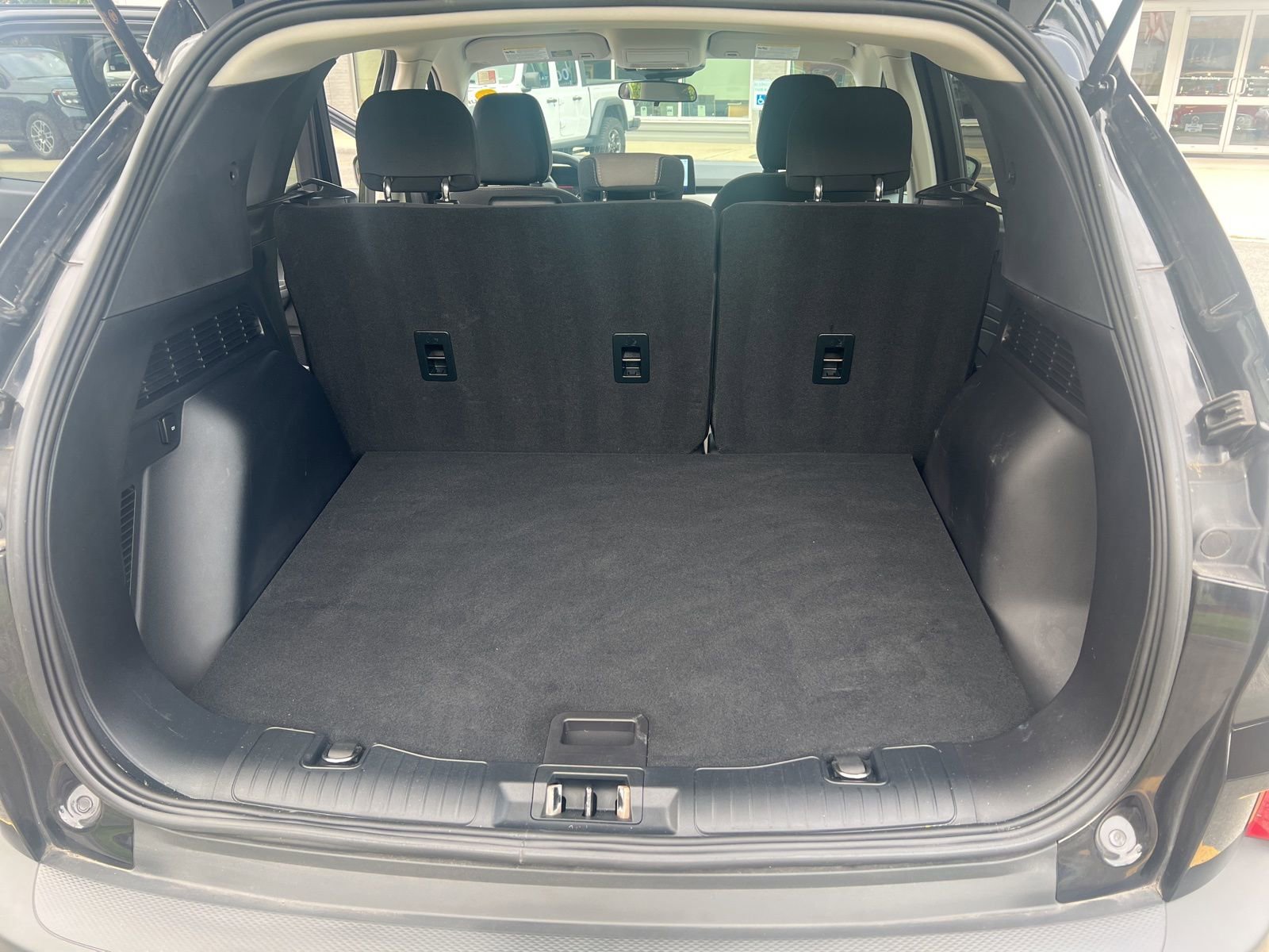 Used 2022 Ford Escape SE image 10