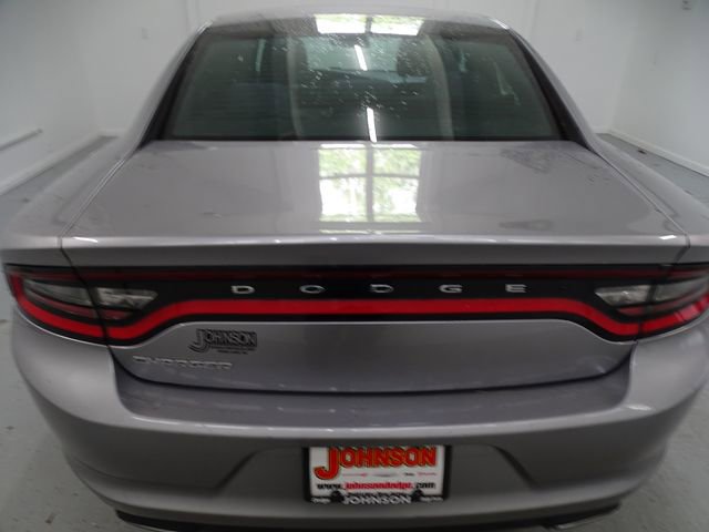 Used 2016 Dodge Charger SE RWD image 17