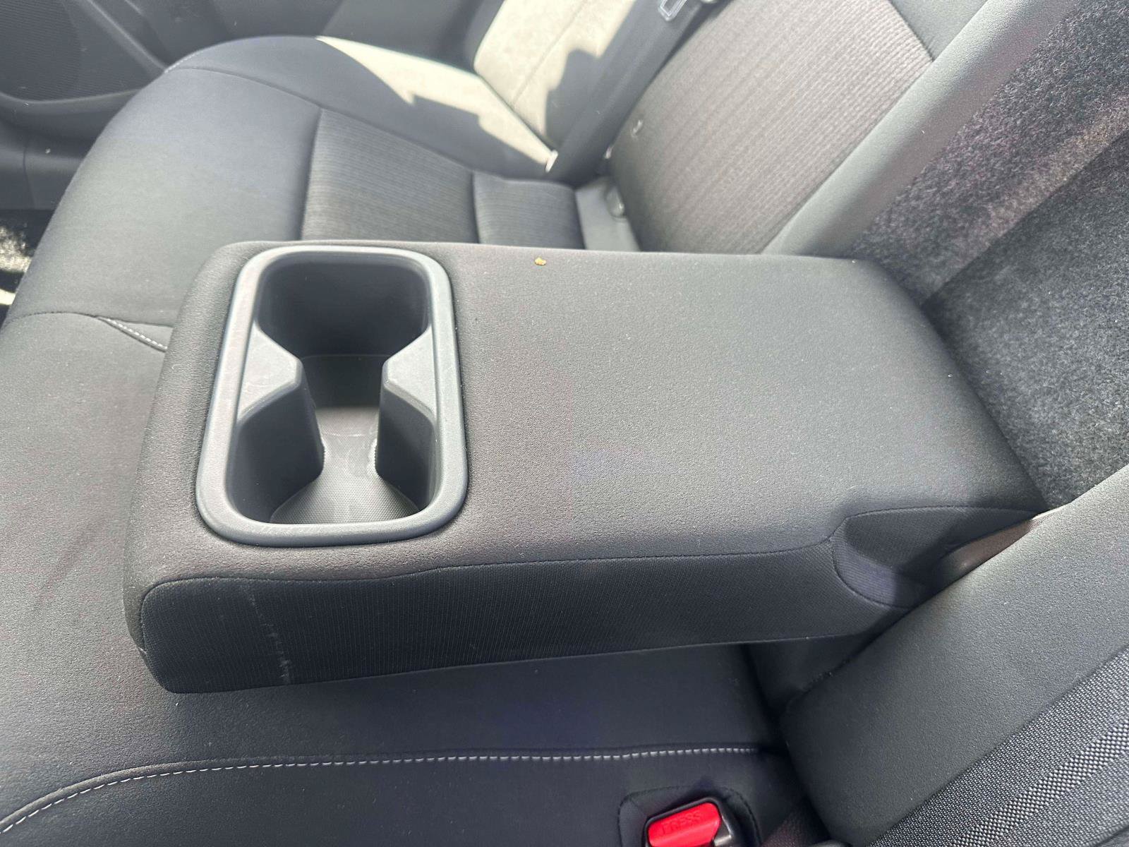 Used 2025 Nissan Altima 2.5 SV FWD image 10