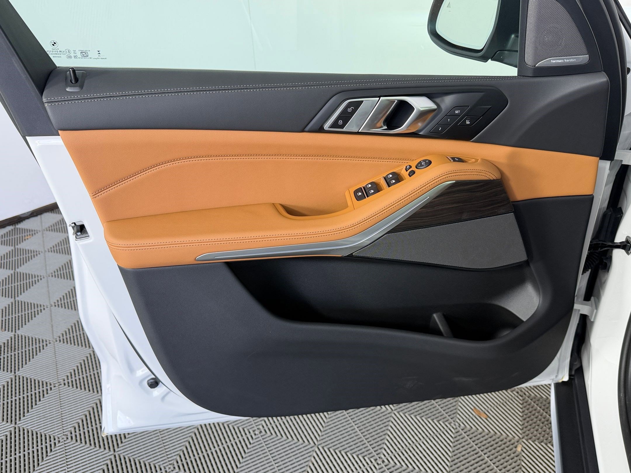 New 2026 BMW X5 xDrive40i w/ Climate Comfort Package image 12