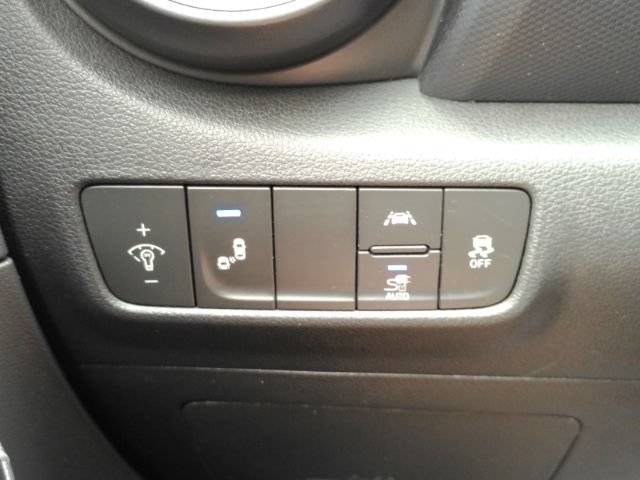 Used 2021 Hyundai Kona SEL w/ Cargo Package FWD image 33