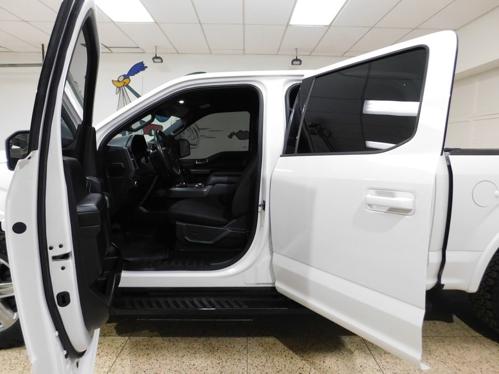 Used 2019 Ford F150 XLT w/ Equipment Group 302A Luxury AWD/4WD image 29