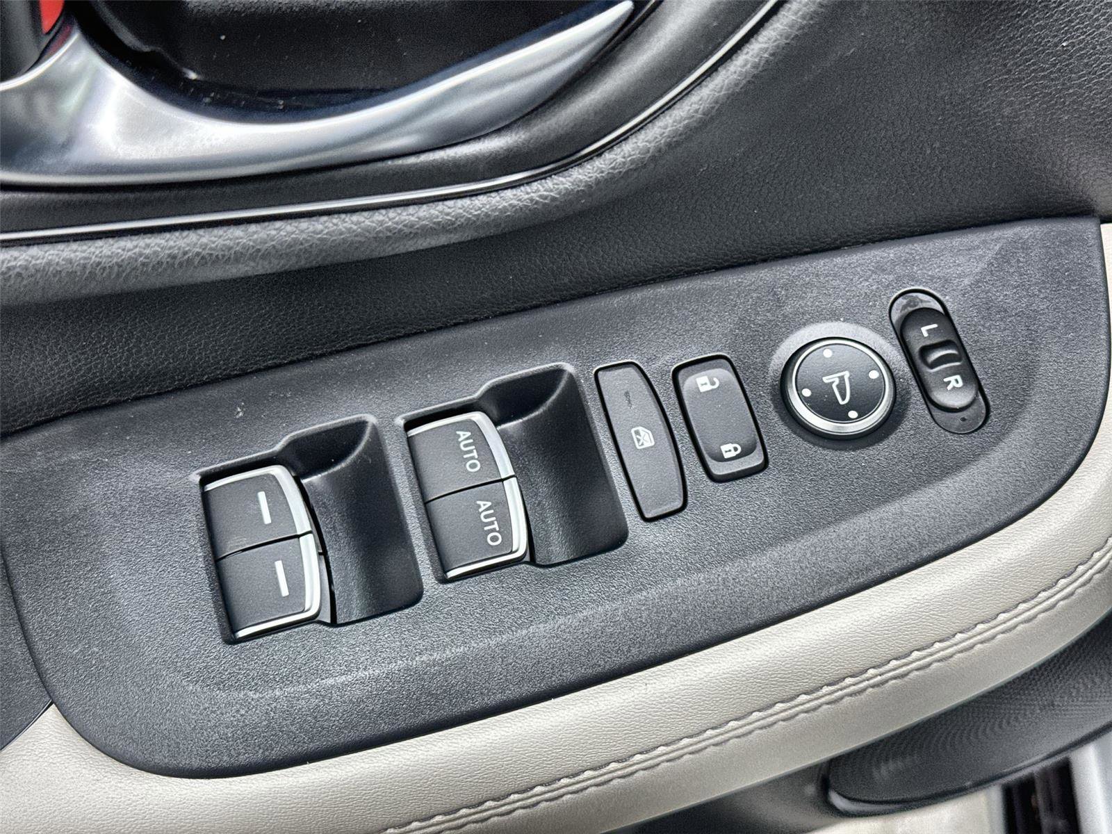 New 2027 Honda HR-V EX-L image 12