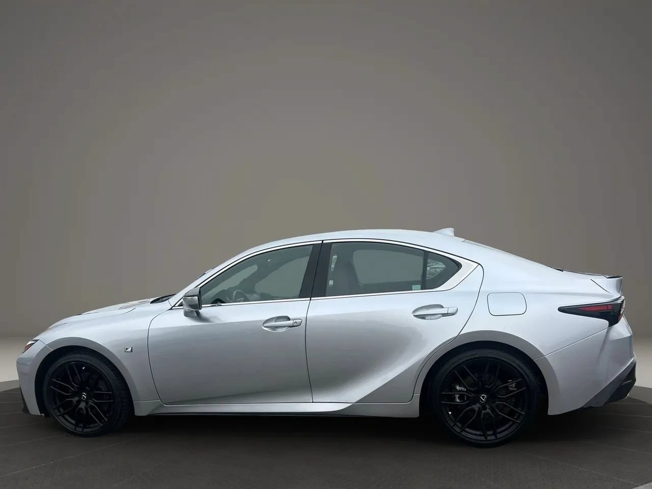 Used 2023 Lexus IS 350 F Sport AWD/4WD image 8