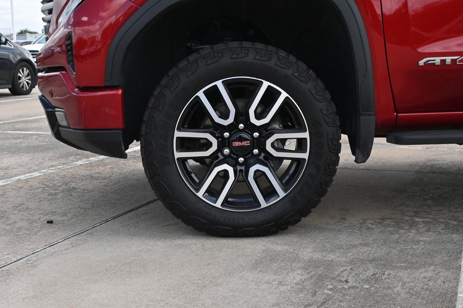 Used 2026 GMC Sierra 1500 AT4 w/ AT4 Premium Package AWD/4WD image 29