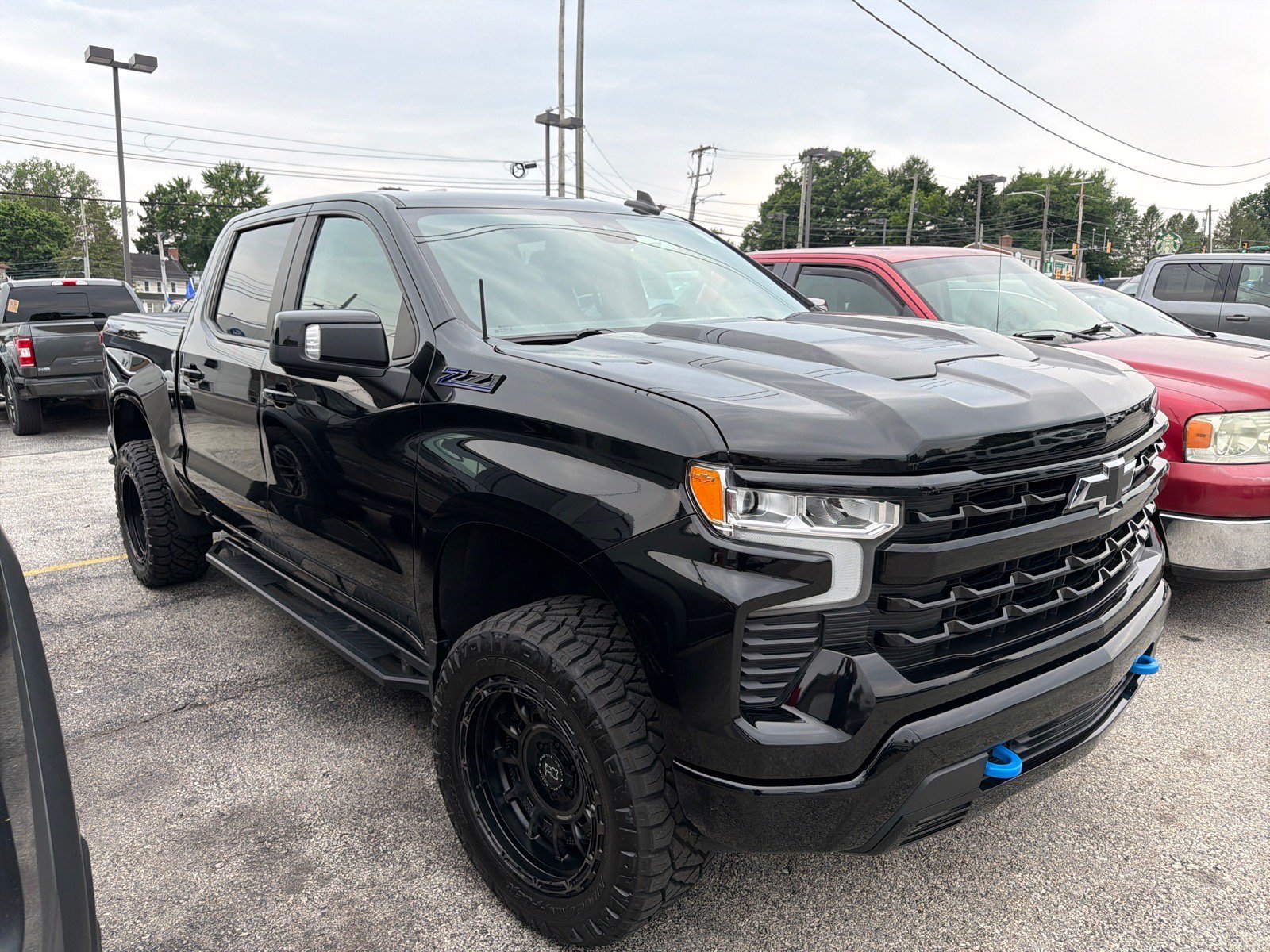 Used 2022 Chevrolet Silverado 1500 LT Trail Boss w/ LT Trail Boss Premium Package AWD/4WD image 3