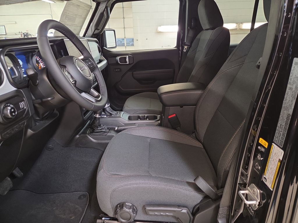 New 2026 Jeep Gladiator Sport image 9