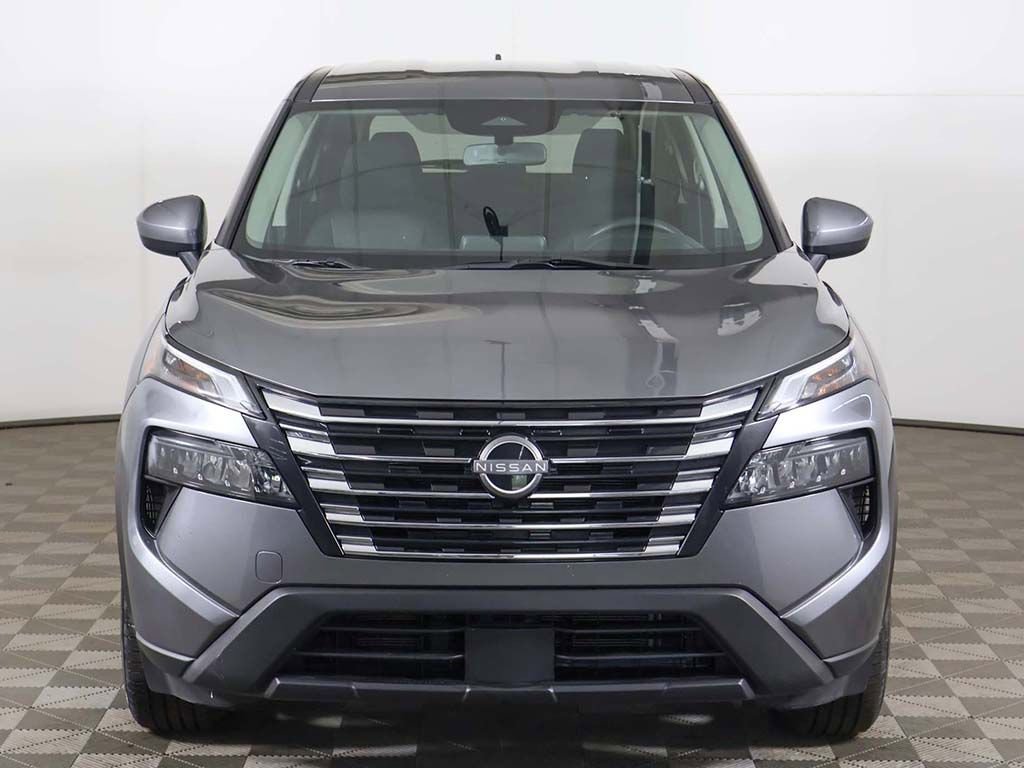 Used 2024 Nissan Rogue SV FWD image 9
