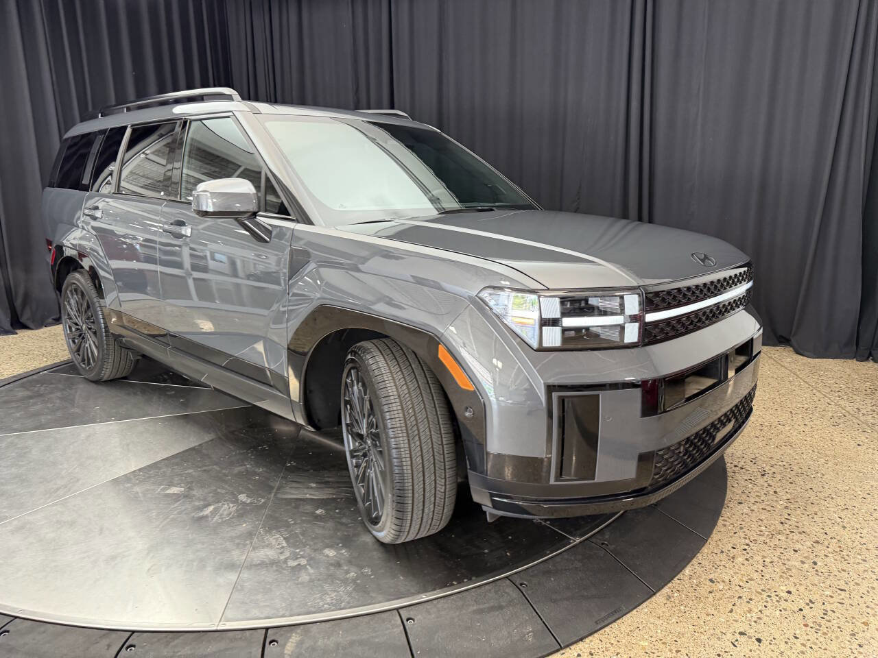 Used 2024 Hyundai Santa Fe Calligraphy image 14