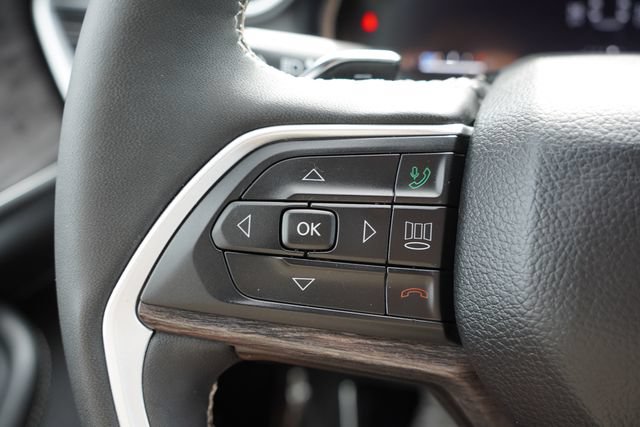 Certified 2024 Jeep Grand Cherokee L Limited w/ Black Appearance Package AWD/4WD image 35
