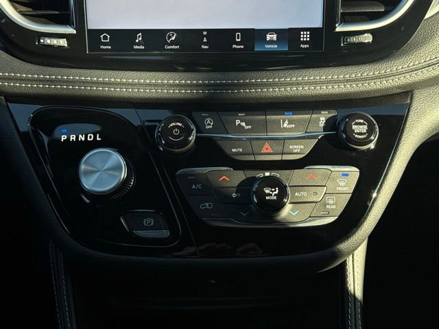 New 2026 Chrysler Pacifica Limited w/ S Appearance Package image 35