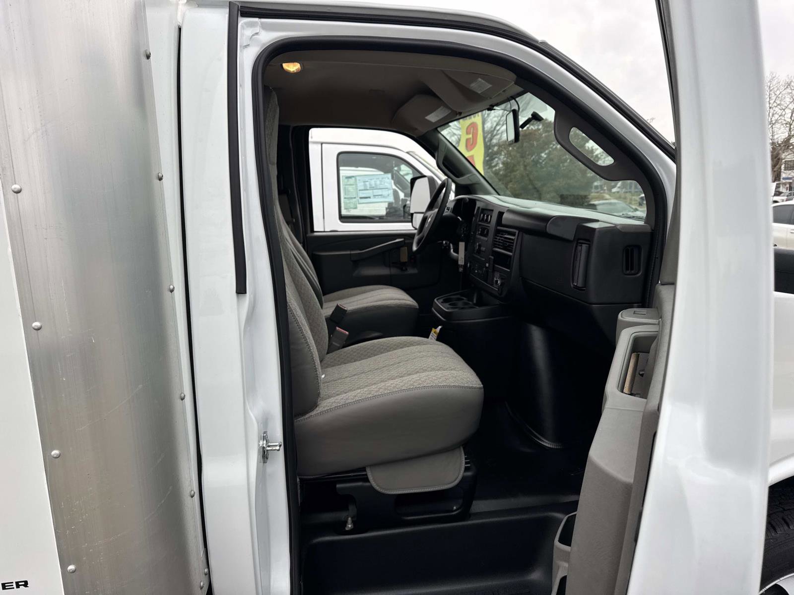 New 2026 Chevrolet Express 4500 w/ Power Convenience Package RWD image 11