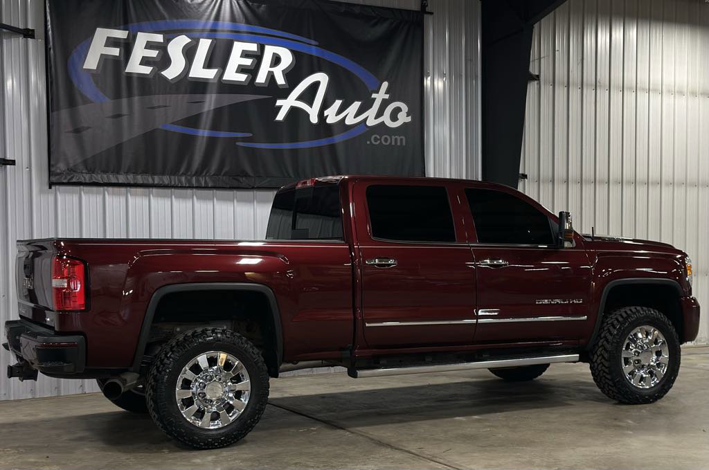 Used 2017 GMC Sierra 2500 Denali w/ Duramax Plus Package image 25