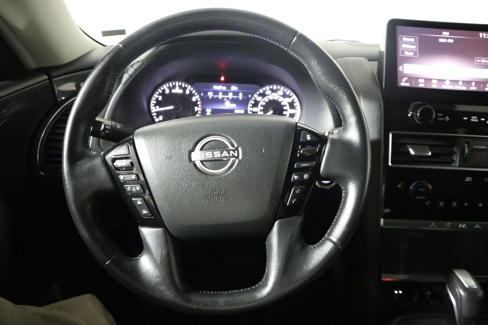 Used 2023 Nissan Armada SV image 34
