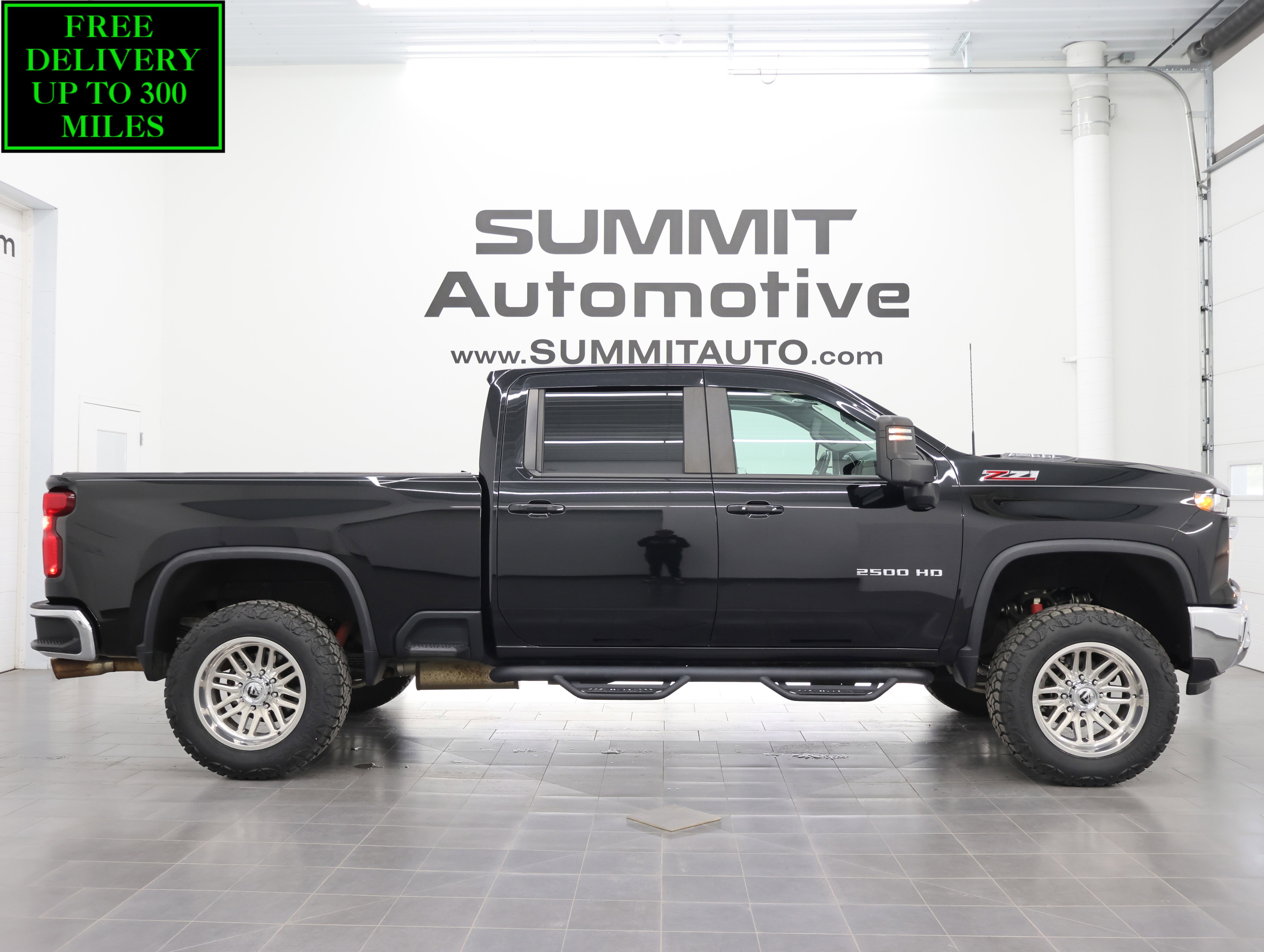 Used 2024 Chevrolet Silverado 2500 LT AWD/4WD image 1