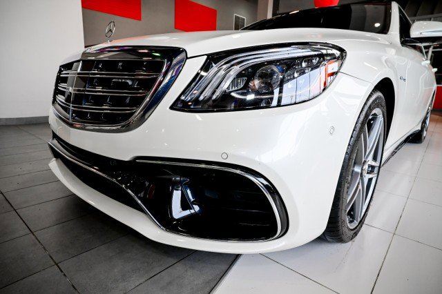Used 2019 Mercedes-Benz S 63 AMG S 4MATIC Sedan image 17