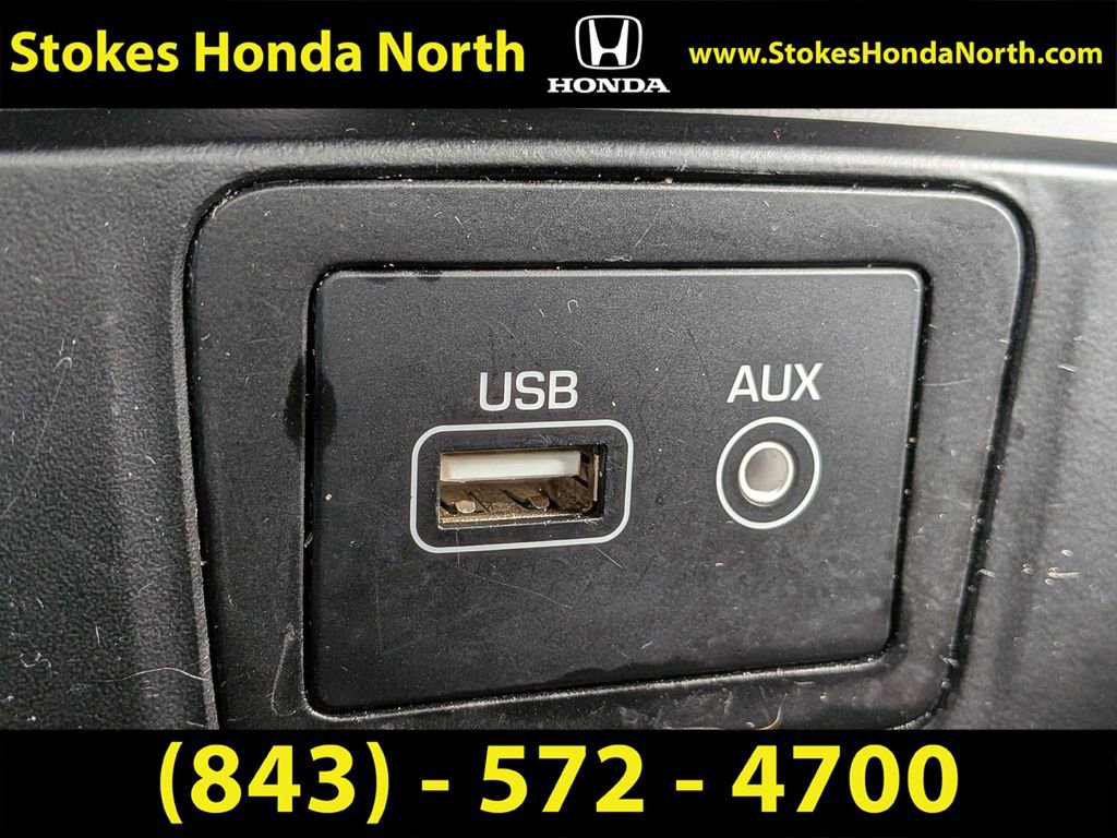 Used 2017 Hyundai Santa Fe Sport image 23