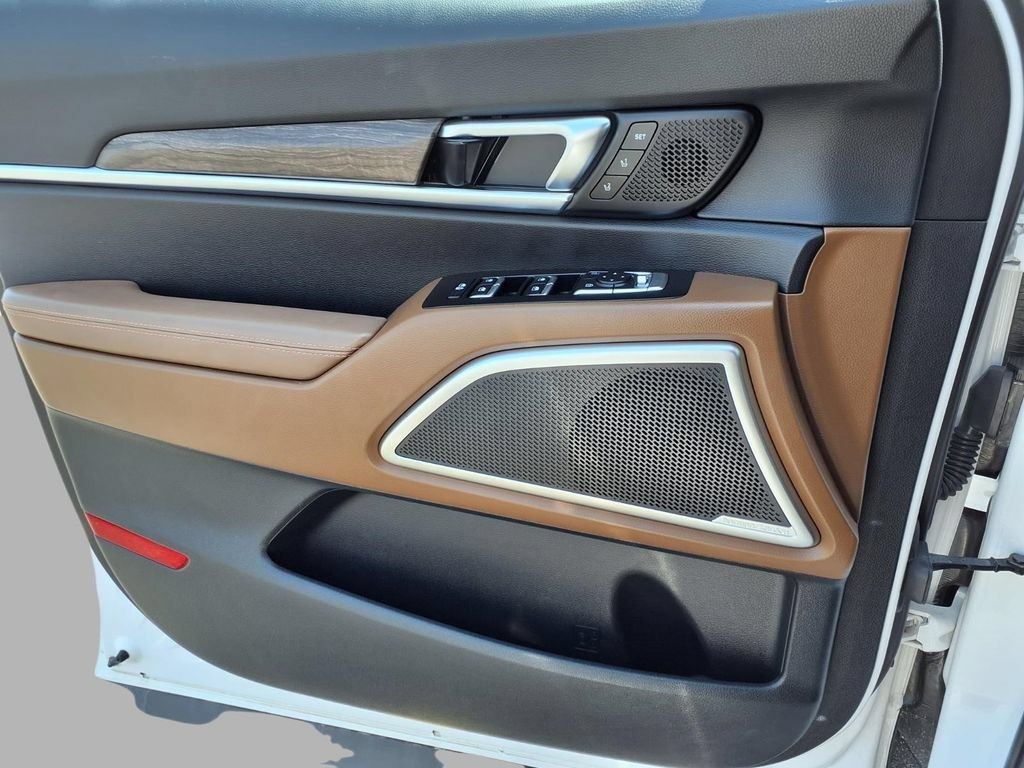 Used 2022 Kia Telluride SX w/ SX Prestige Package AWD/4WD image 20