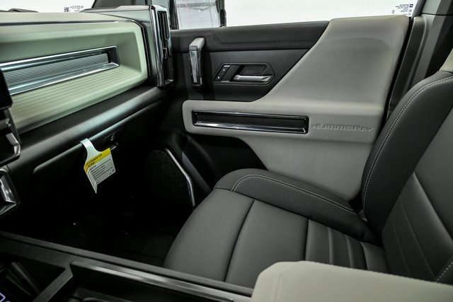 New 2026 GMC Hummer EV SUV w/ LPO, Dark Essentials Package image 16