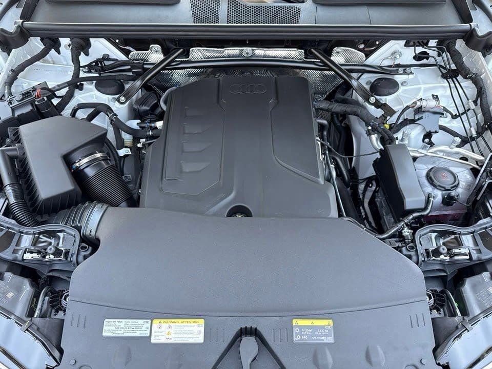 Certified 2025 Audi Q5 Premium Plus w/ Premium Plus image 9