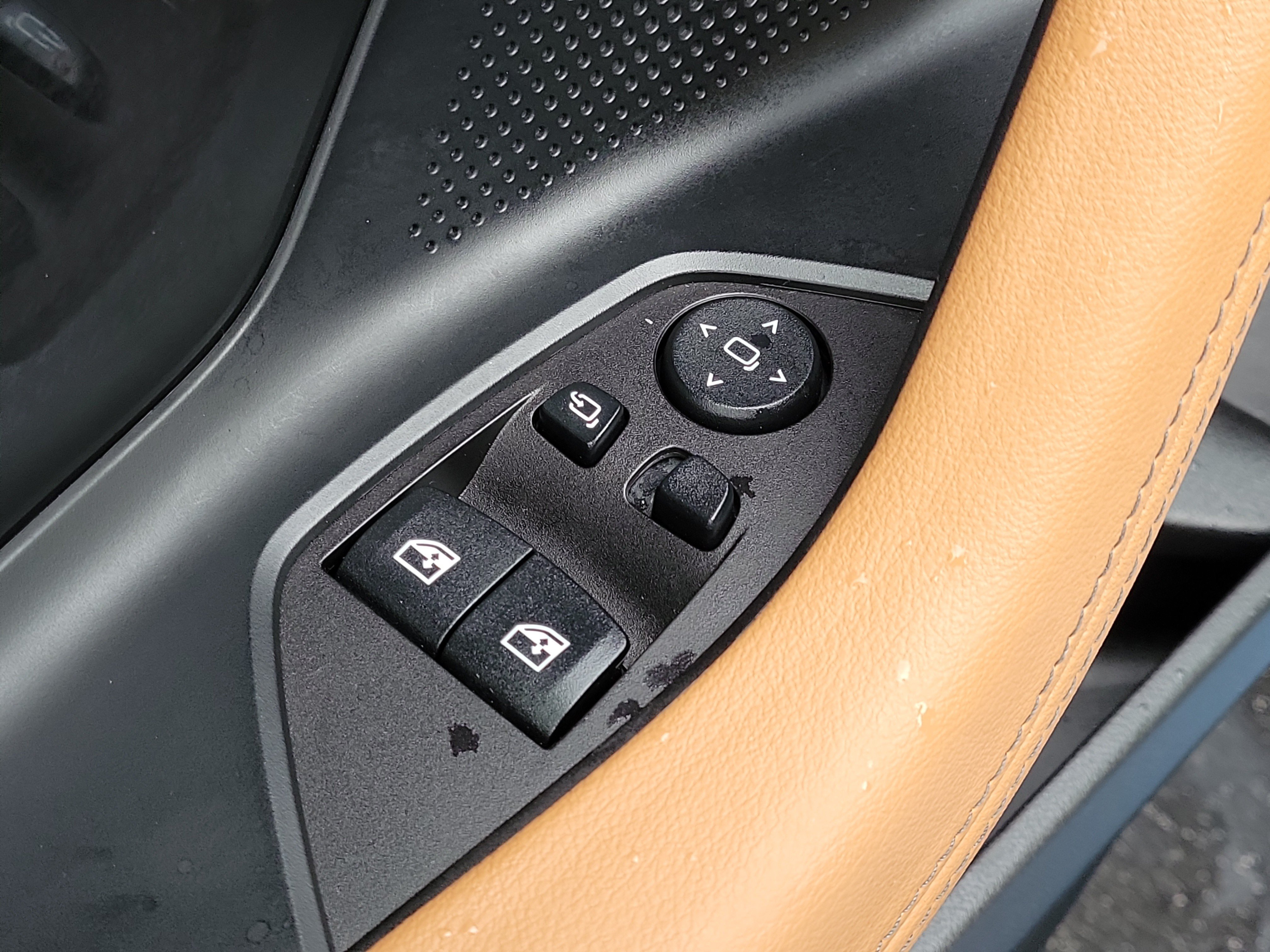 Used 2025 BMW M240i Coupe RWD image 15