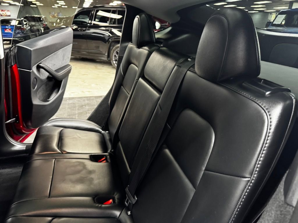 Used 2024 Tesla Model Y Long Range image 43