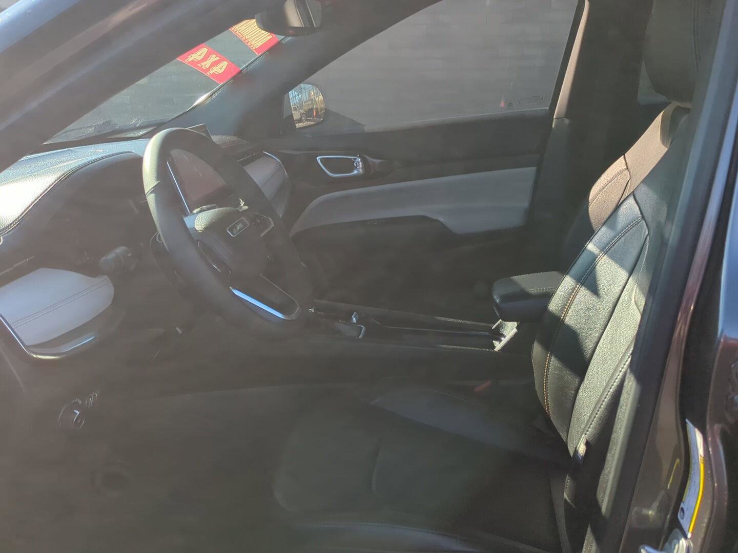 Used 2023 Jeep Compass Limited w/ Elite Group image 12