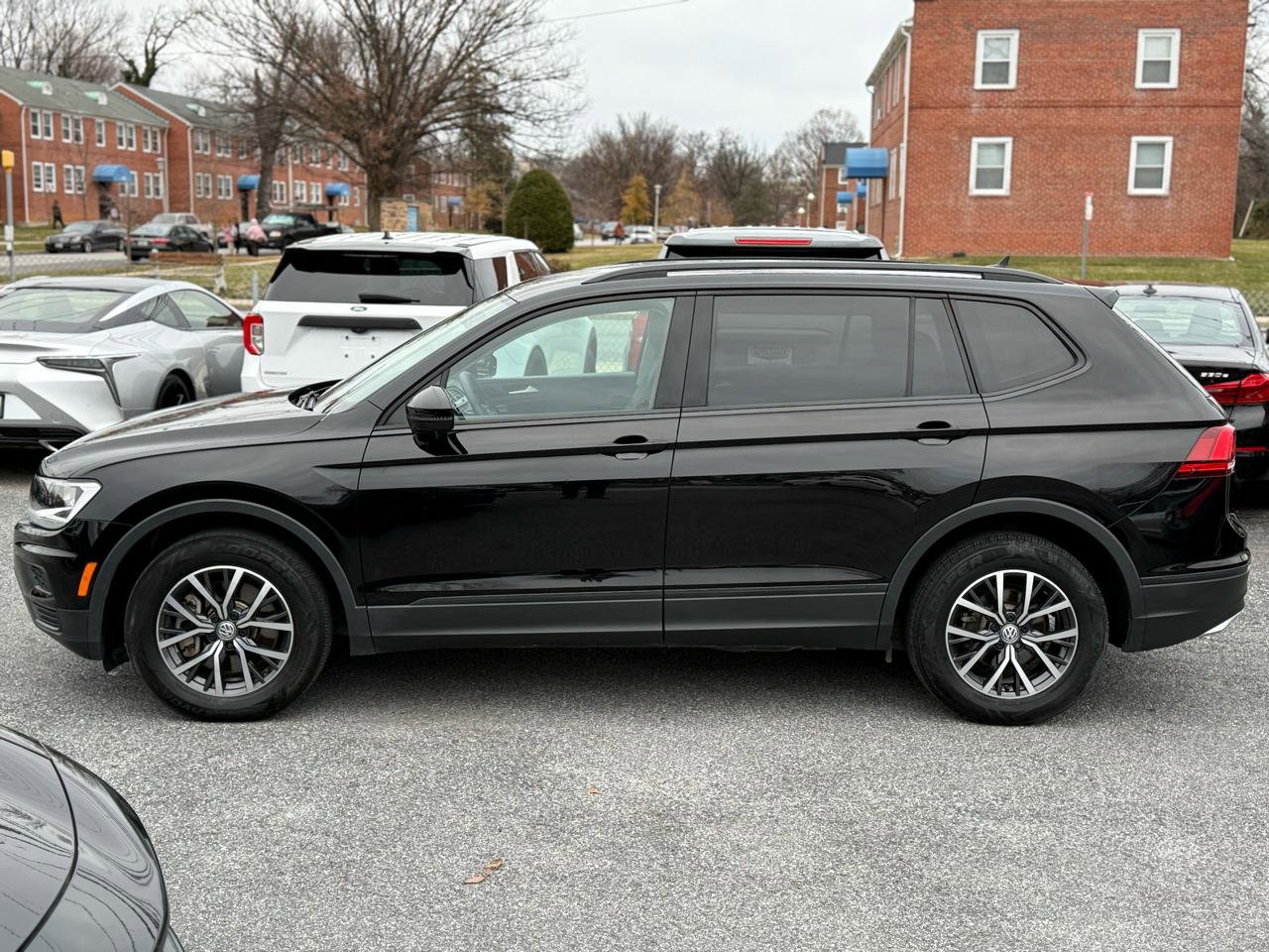 Used 2021 Volkswagen Tiguan S FWD image 6