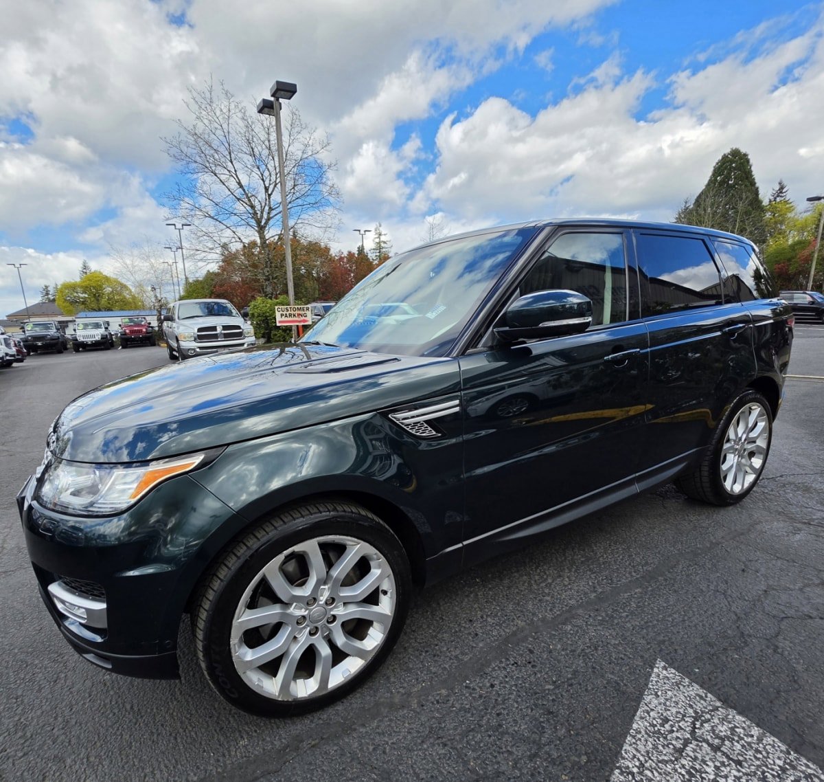 Used 2015 Land Rover Range Rover Sport Supercharged AWD/4WD image 3