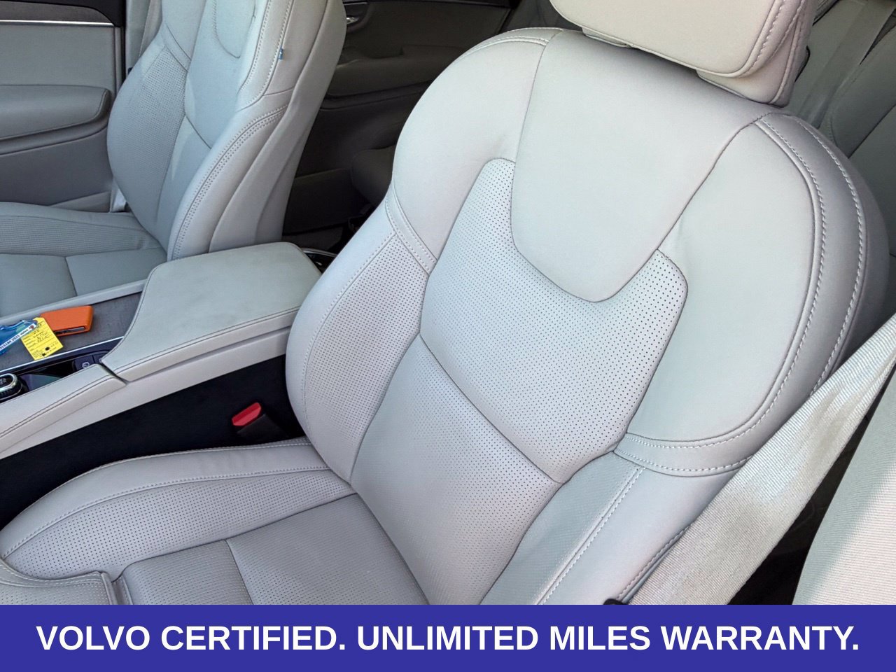 Certified 2025 Volvo XC90 T8 Ultra w/ Protection Package Premier AWD/4WD image 33