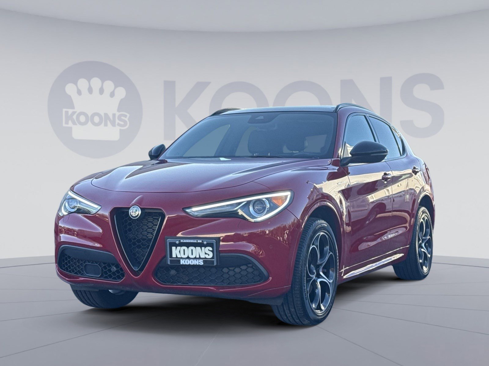 Used 2022 Alfa Romeo Stelvio Veloce image 1