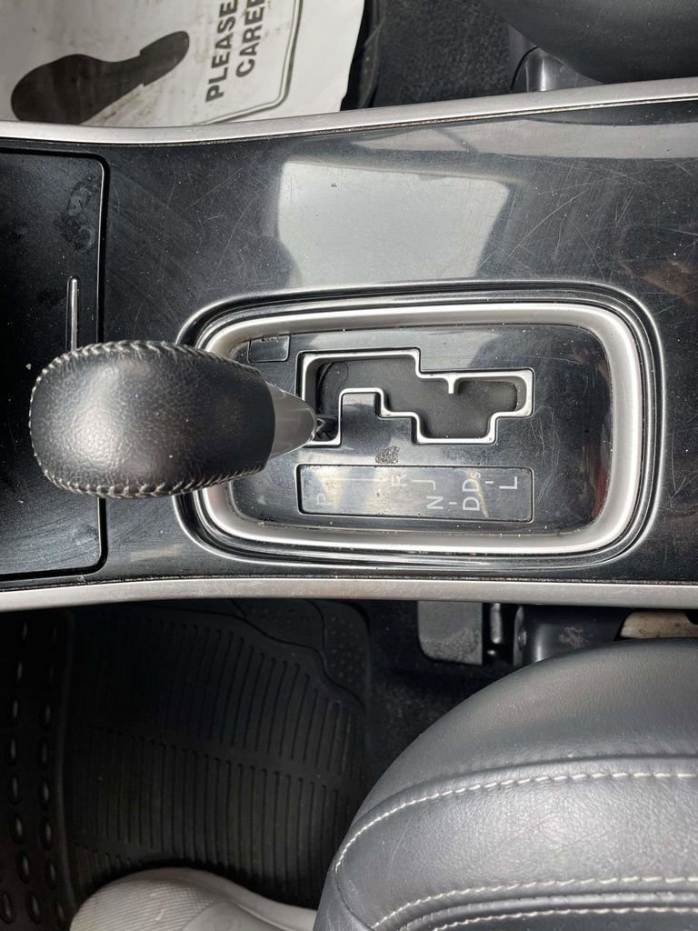 Used 2020 Mitsubishi Outlander SEL image 17