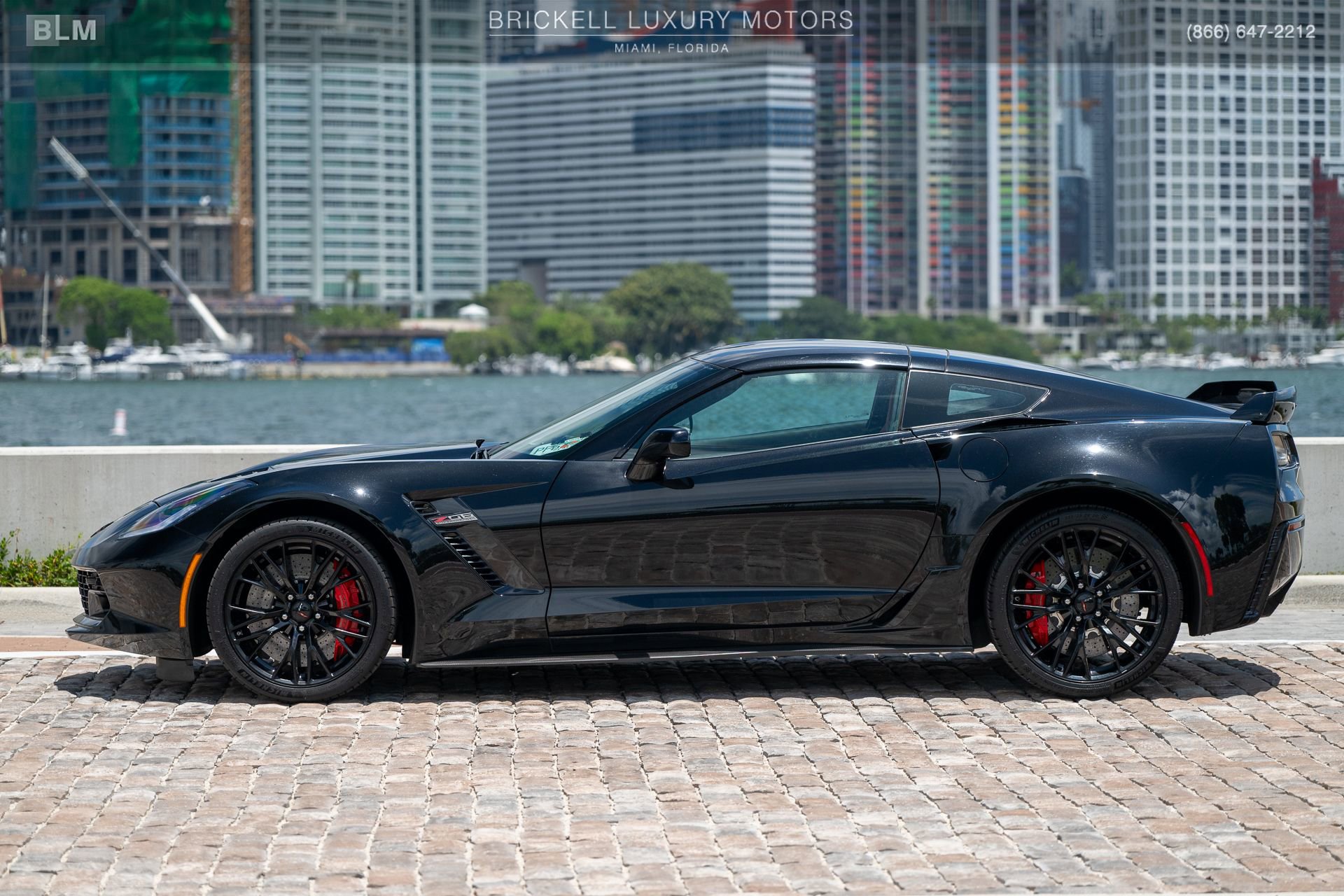 Used 2016 Chevrolet Corvette Z06 w/ 3LZ Preferred Equipment Group RWD image 12