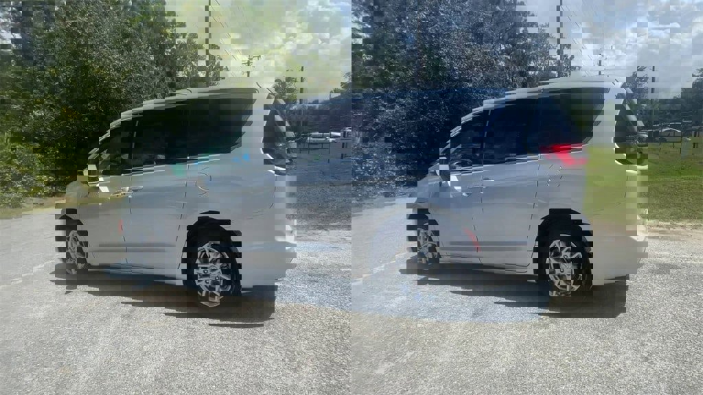 New 2026 Chrysler Pacifica Select image 6