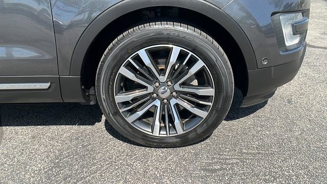 Used 2017 Ford Explorer Platinum AWD/4WD image 9