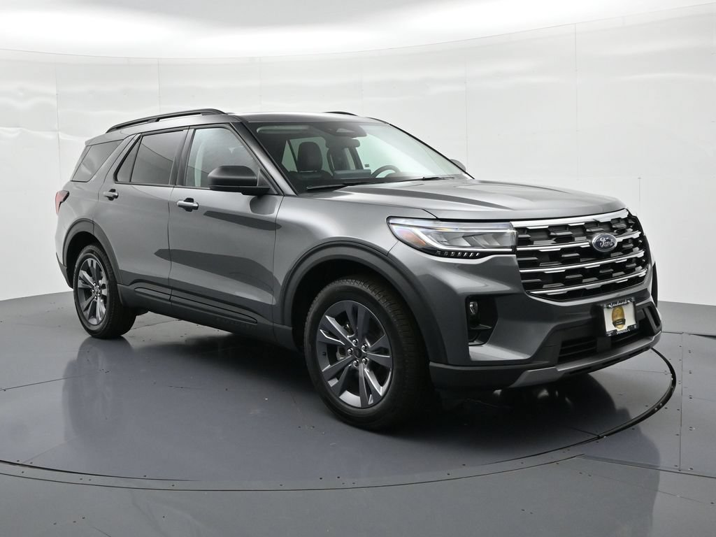 New 2026 Ford Explorer Active w/ Active Comfort Package AWD/4WD image 4