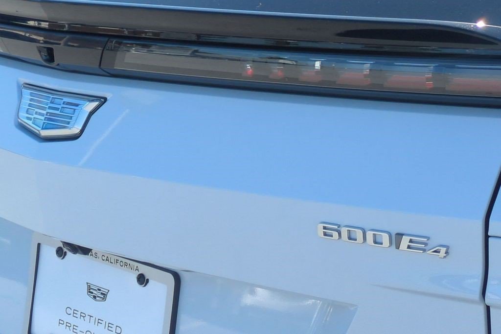 Certified 2026 Cadillac Lyriq Signature Sport AWD/4WD image 6